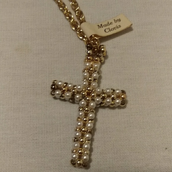 Cross Pearl and Gold Tone Necklace - Picture 2 of 5